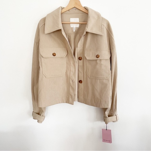 NWT AVEC LES FILLES Beige Corduroy
Cropped Jacket boxy relaxed minimalist size M - Picture 10 of 16